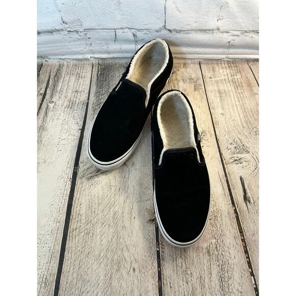 VANS Women’s Asher Suede Sherpa Lined Slip On Sneakers / Size: 8.5 - Picture 1 of 11